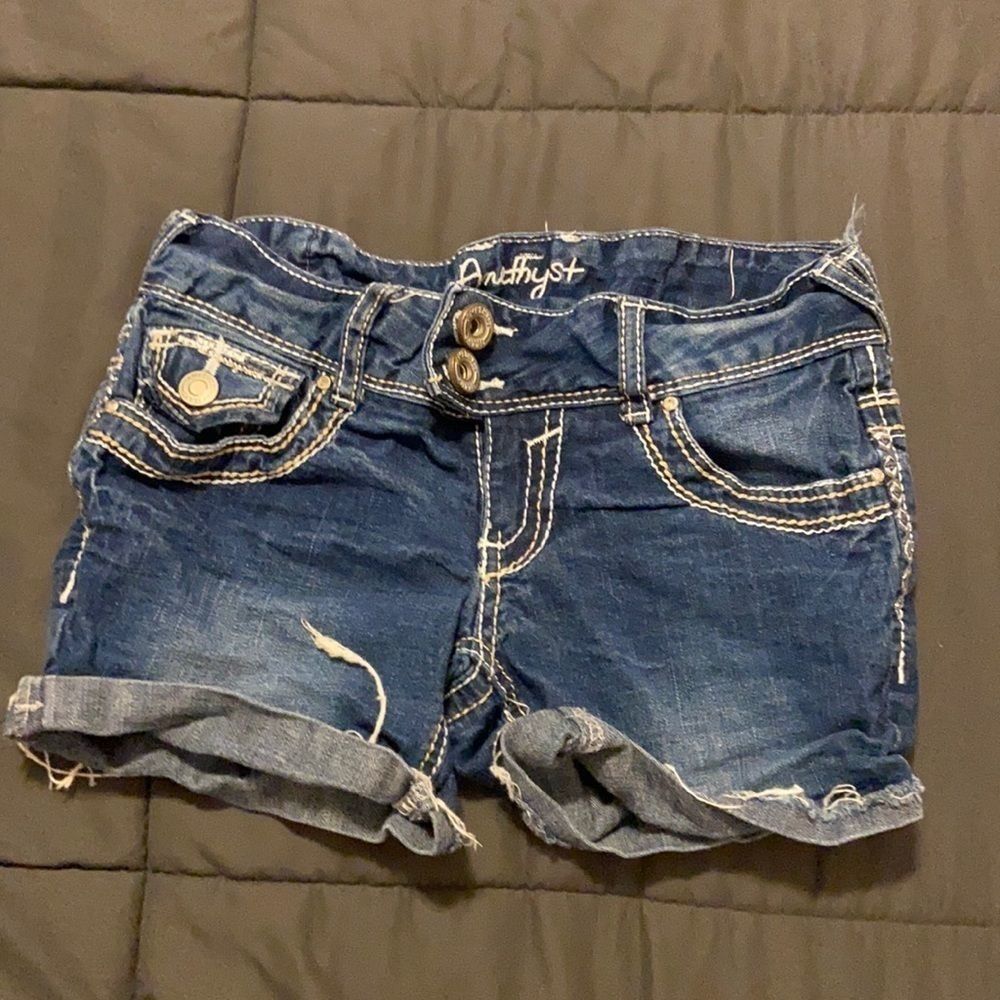 Amethyst Frayed Shortie Shorts